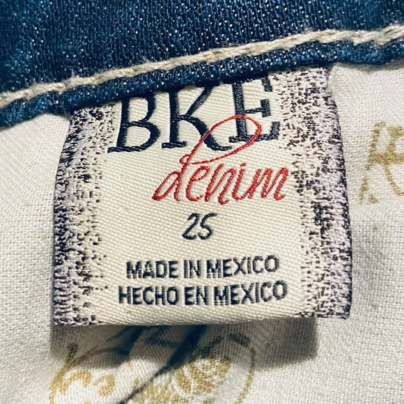 BKE Culture Womens Size 25 Capri Jeans Pants - Picture 9 of 9